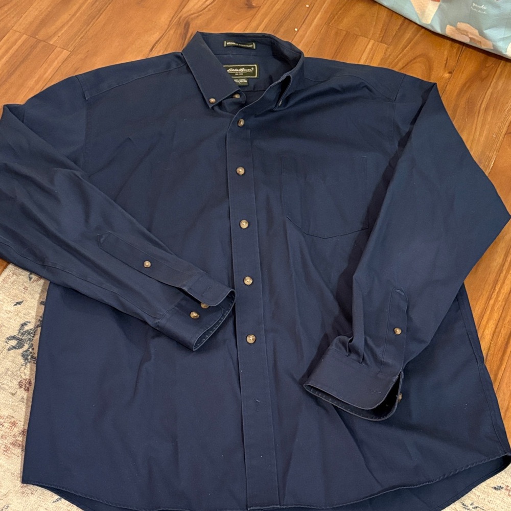 Eddie Bauer Men Navy Blue Shirt